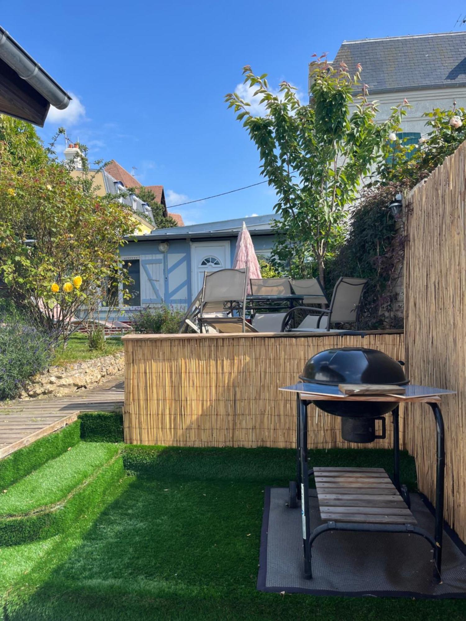Lalyne- Maison De Charme Et Son Studio Trouville Sur Mer ภายนอก รูปภาพ